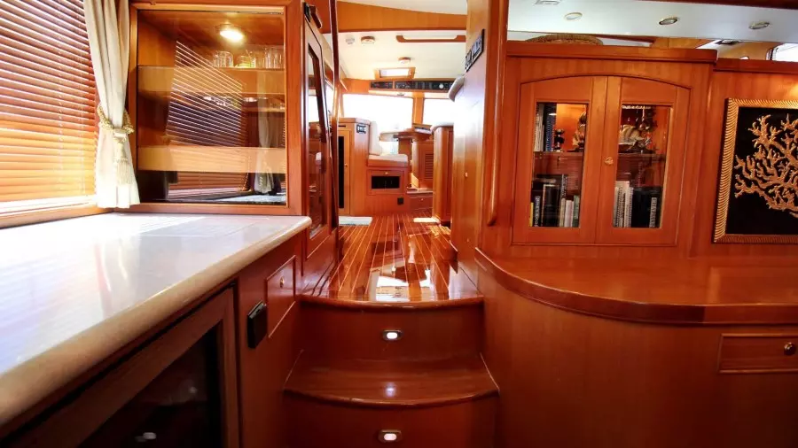 DREAMLINER 78ft Marlow Yacht For Sale