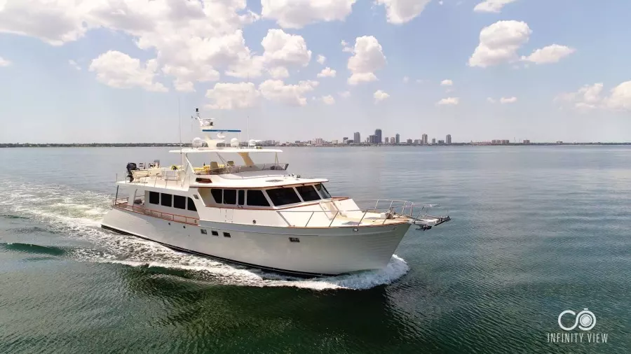 DREAMLINER 78ft Marlow Yacht For Sale