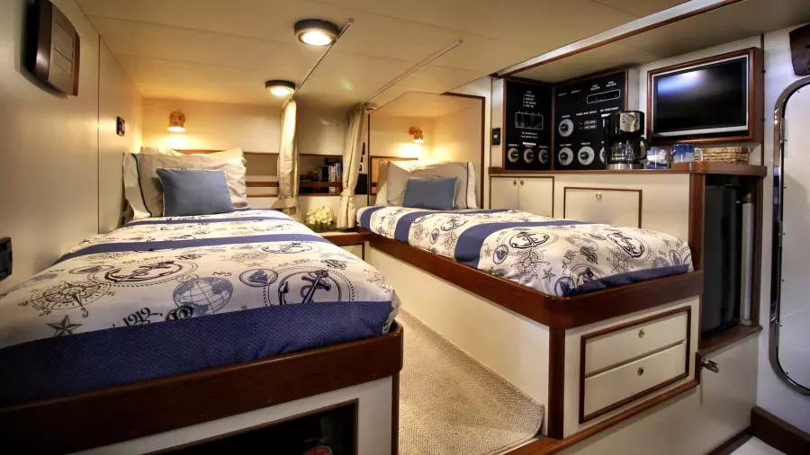 DREAMLINER 78ft Marlow Yacht For Sale