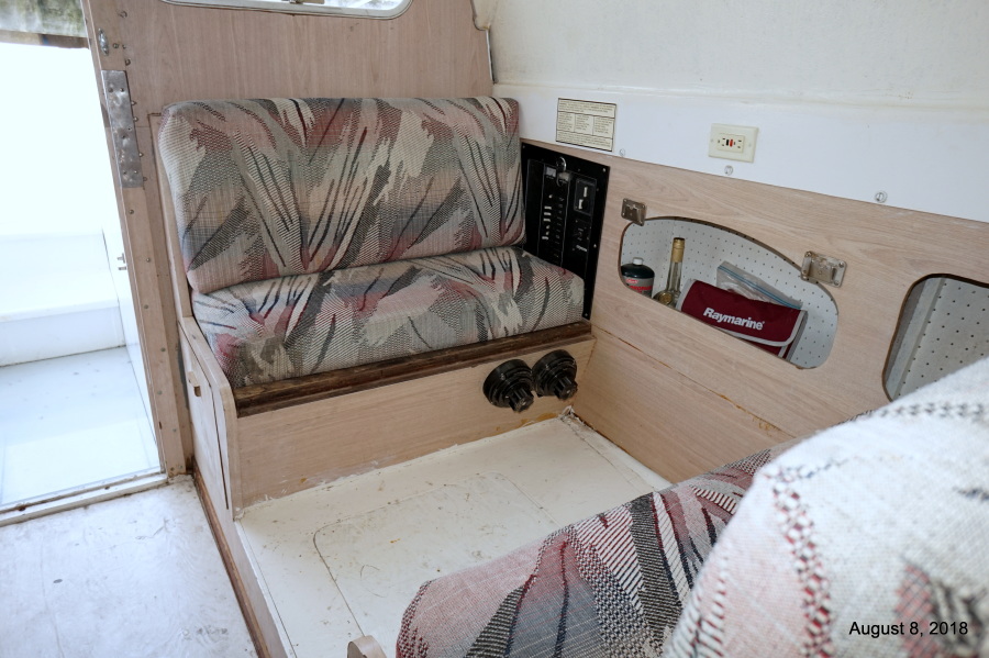 1979 Bertram Flybridge Cruiser