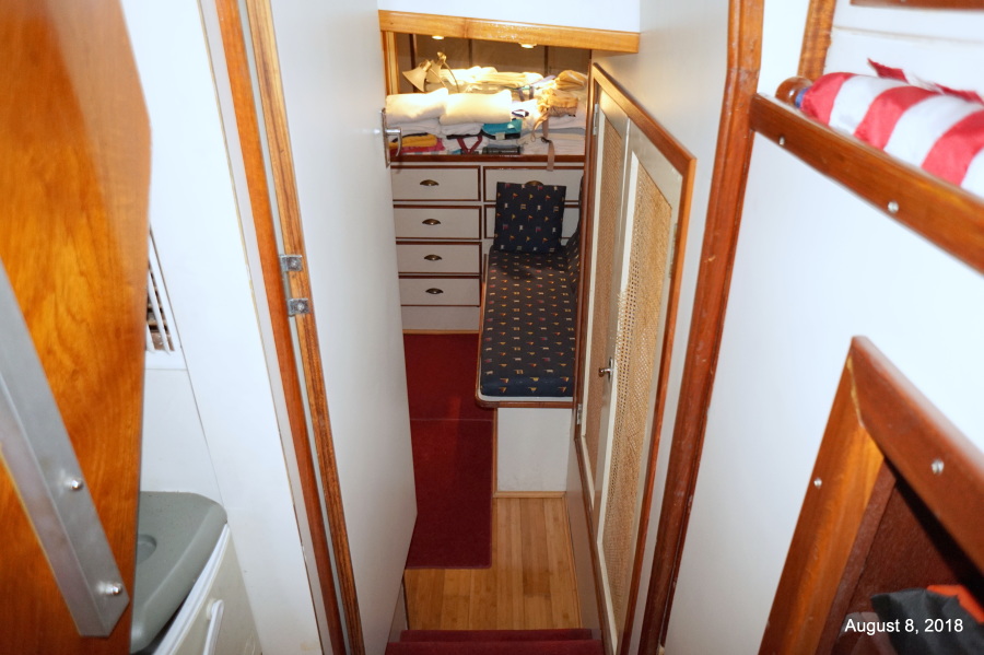 1975 Bertram Motor Yacht Flushdeck