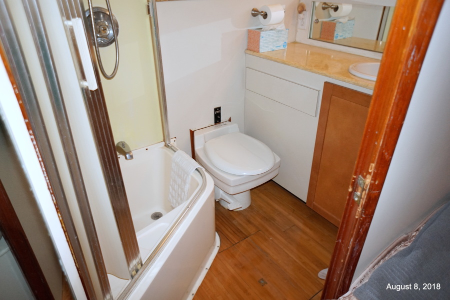 1975 Bertram Motor Yacht Flushdeck