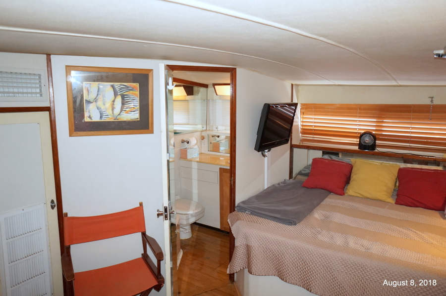 1975 Bertram Motor Yacht Flushdeck