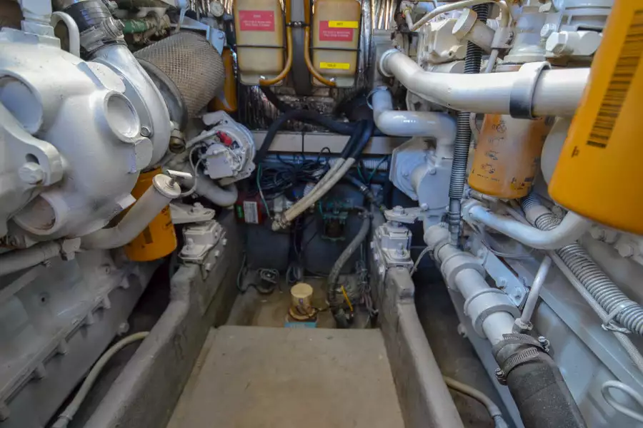 1996 Sea Ray 400 Express Cruiser