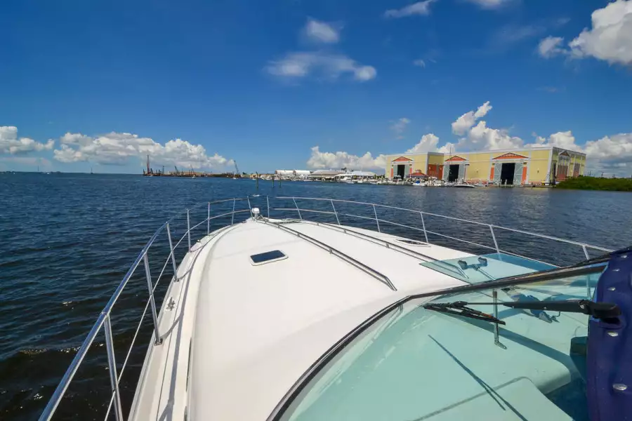 1996 Sea Ray 400 Express Cruiser