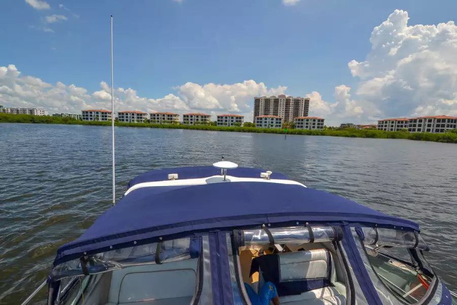 1996 Sea Ray 400 Express Cruiser