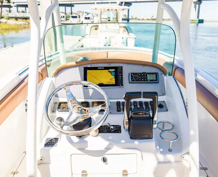 Helm 26 Catalina