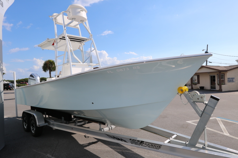 2018 C-Hawk 26 Center Console