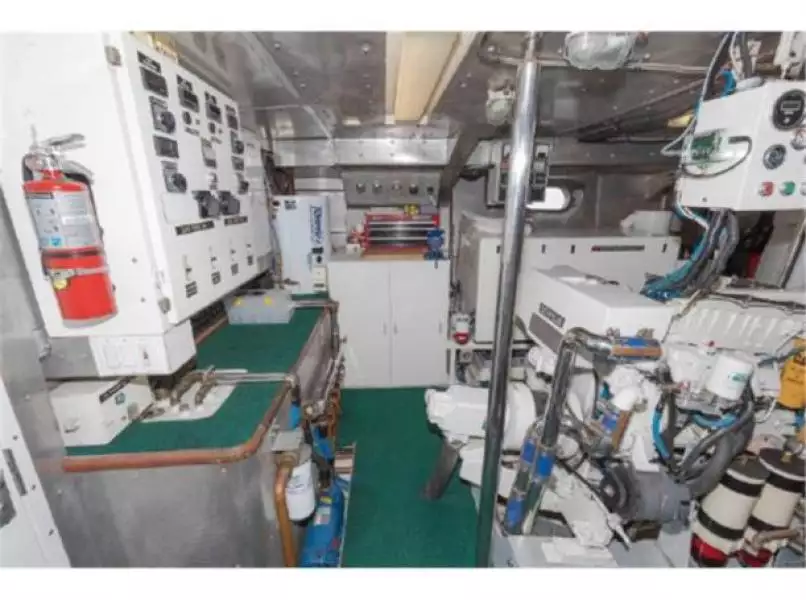 Aku Aku 98ft Queenship Yacht For Sale