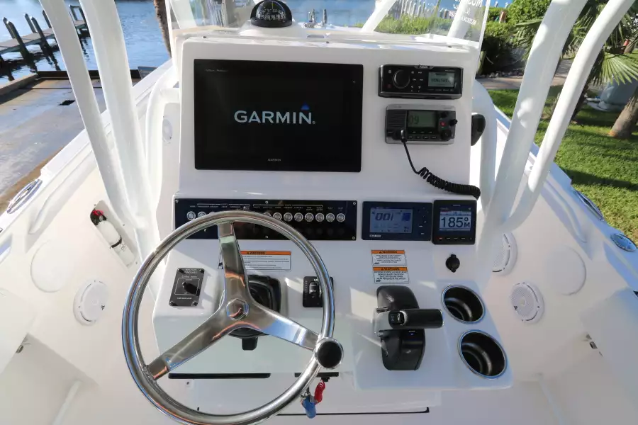 2015 Edgewater 245 Center Console - Garmin Electronics