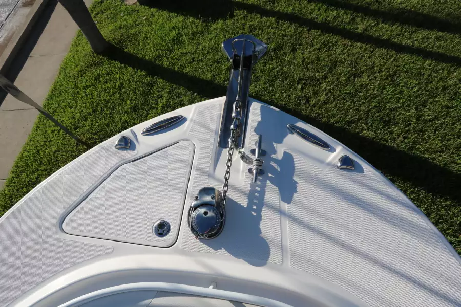 2015 Edgewater 245 Center Console - Windlass