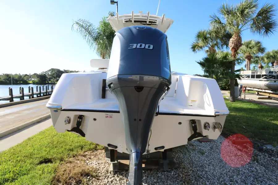 2015 Edgewater 245 Center Console- Transom