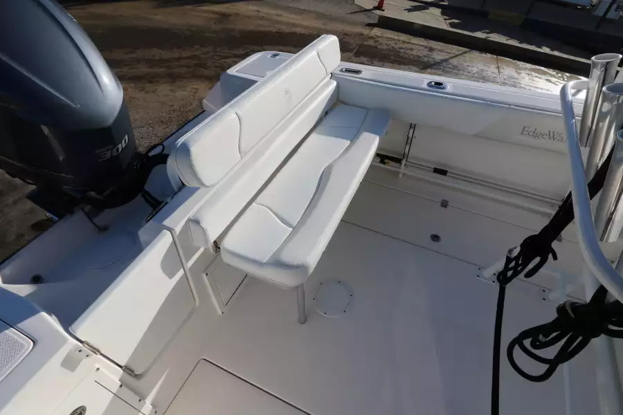2015 Edgewater 245 Center Console - Transom Seat