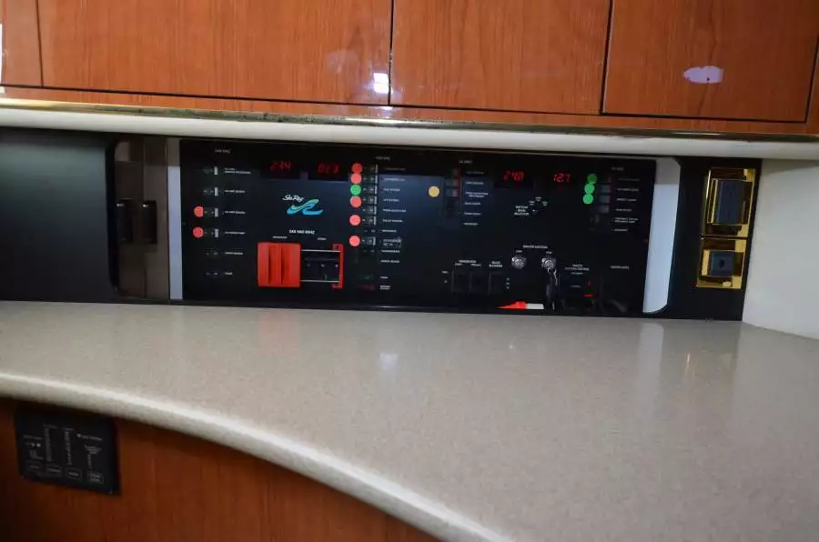 1999 Sea Ray 500 Sundancer