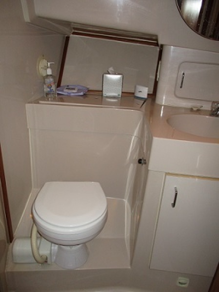 1997 Mainship 350