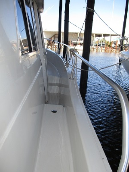 1997 Mainship 350