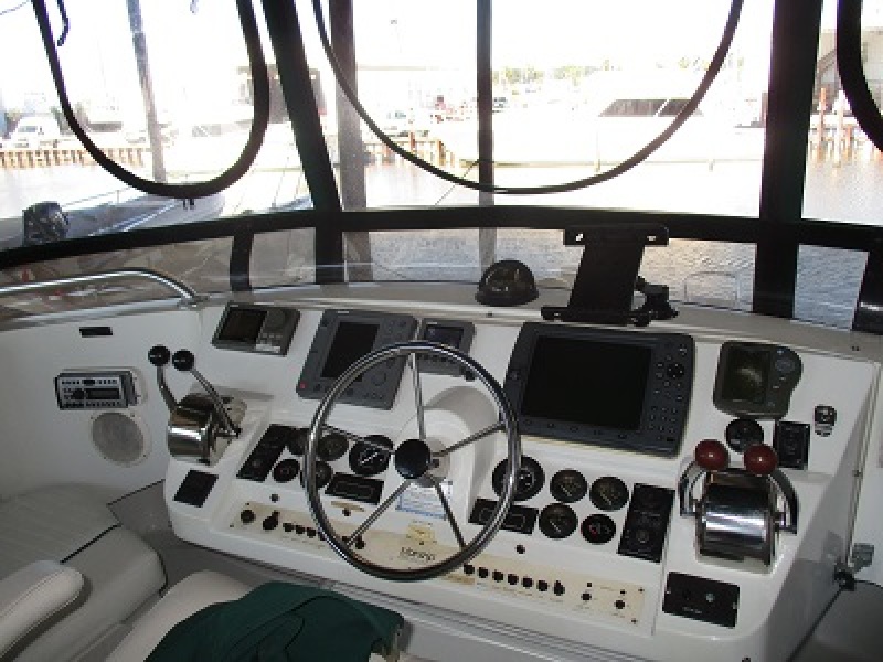 1997 Mainship 350