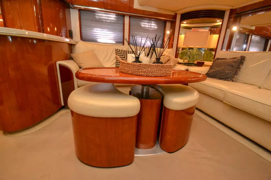 Salon Table