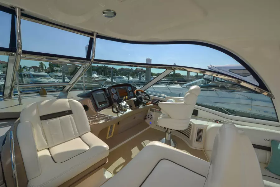 Helm Seating