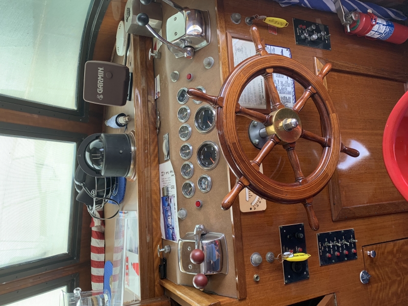 1977 Hatteras 42 LRC