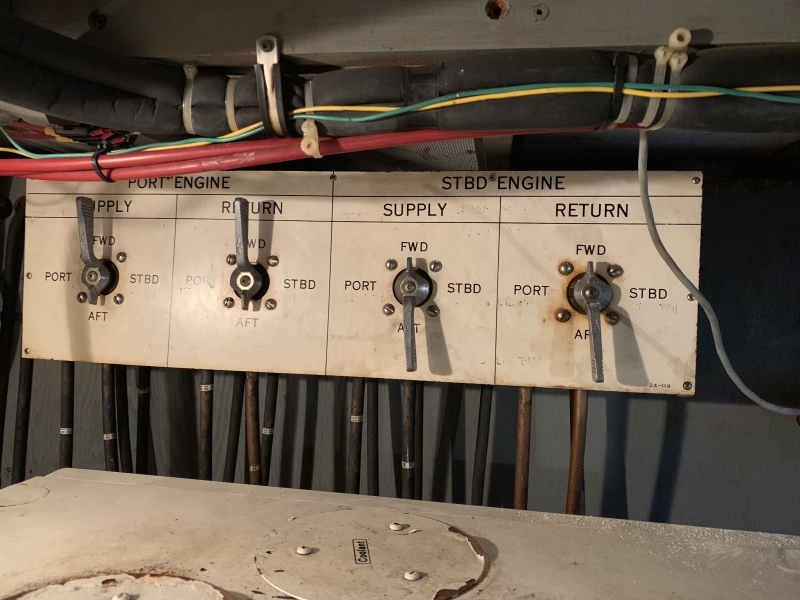 1977 Hatteras 42 LRC