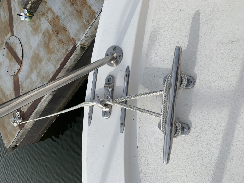 1977 Hatteras 42 LRC