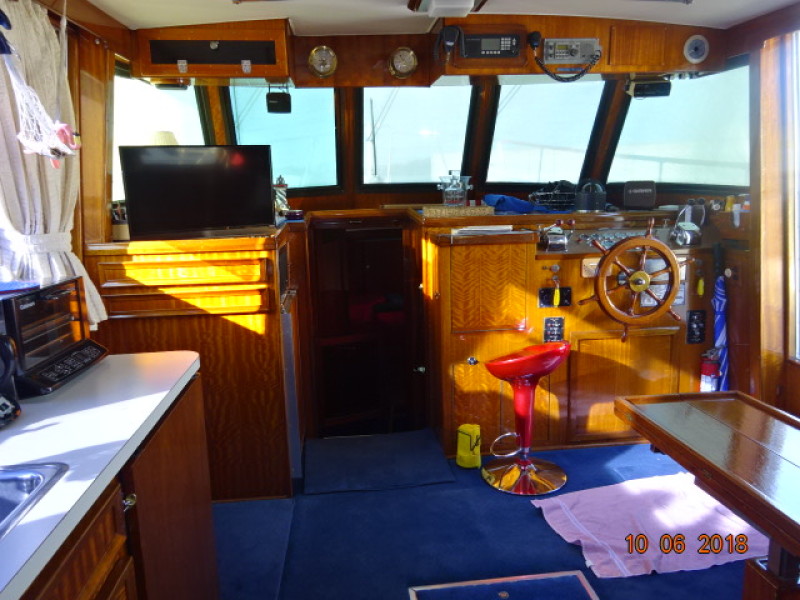 1977 Hatteras 42 LRC
