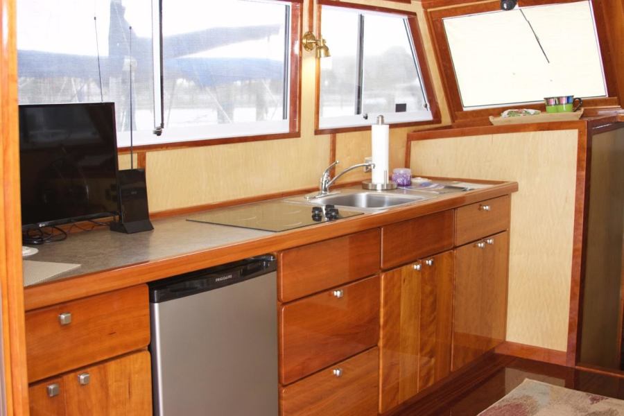1976 Webbers Cove Trawler - Photo 11