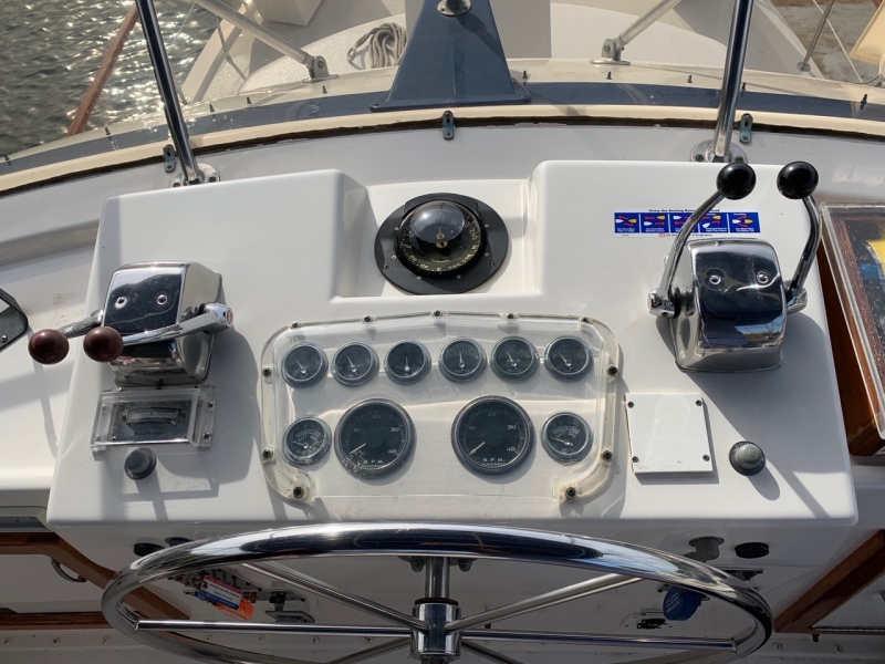 1977 Hatteras 42 LRC