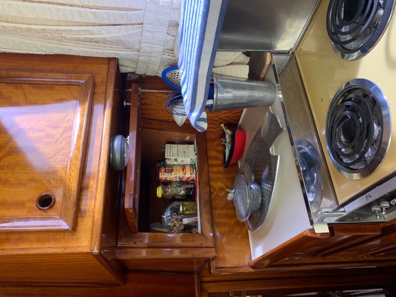 1977 Hatteras 42 LRC