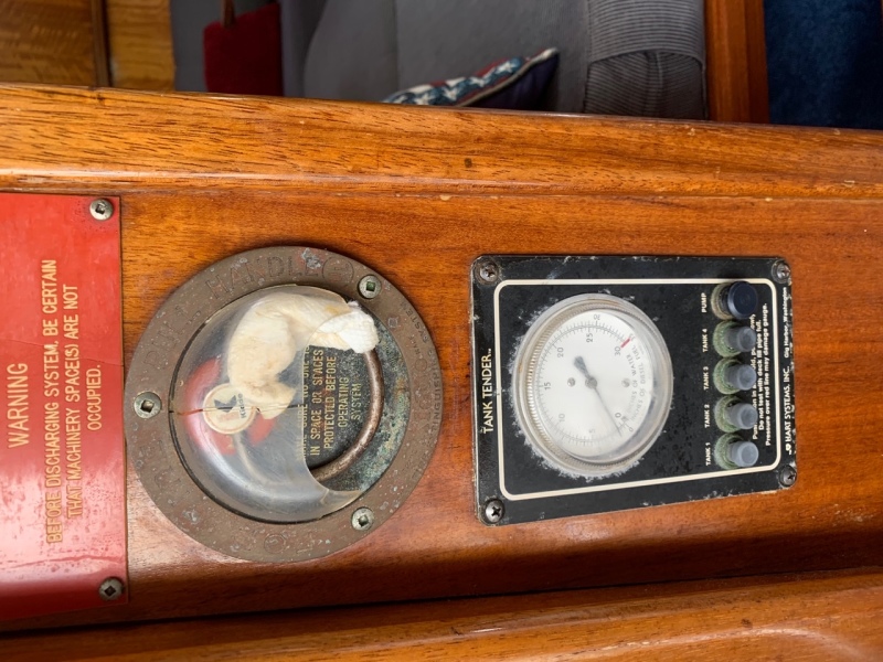 1977 Hatteras 42 LRC