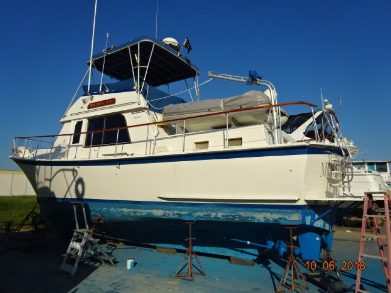 1977 Hatteras 42 LRC