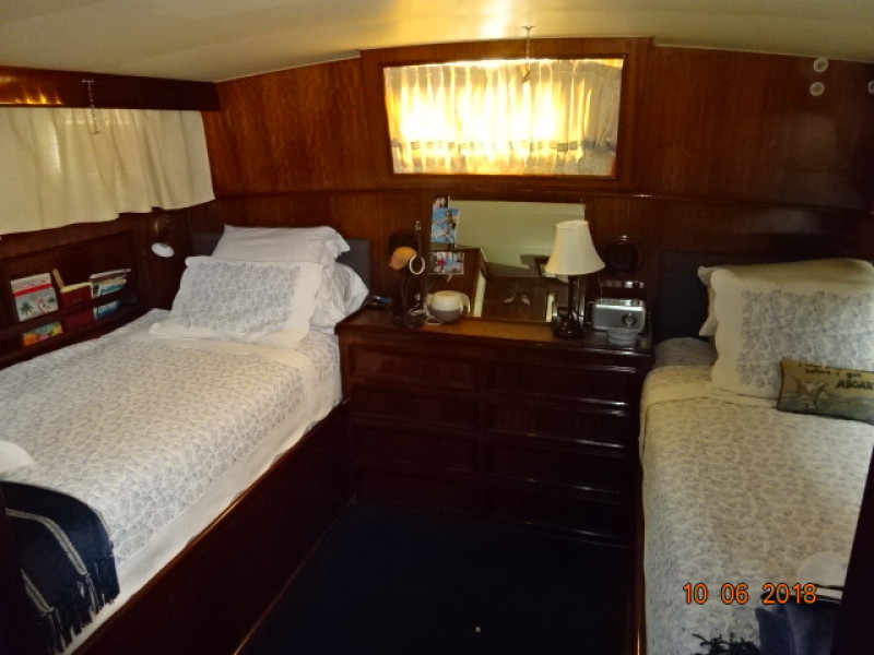 1977 Hatteras 42 LRC