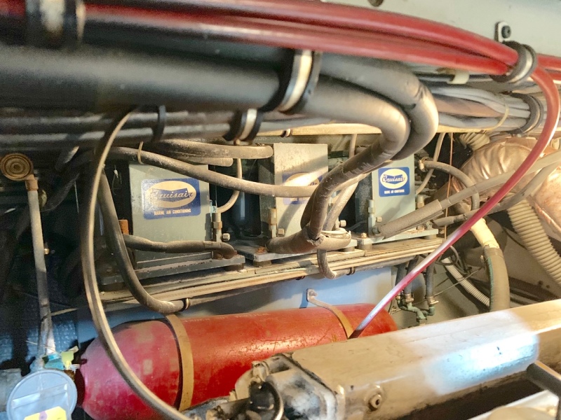 1977 Hatteras 42 LRC