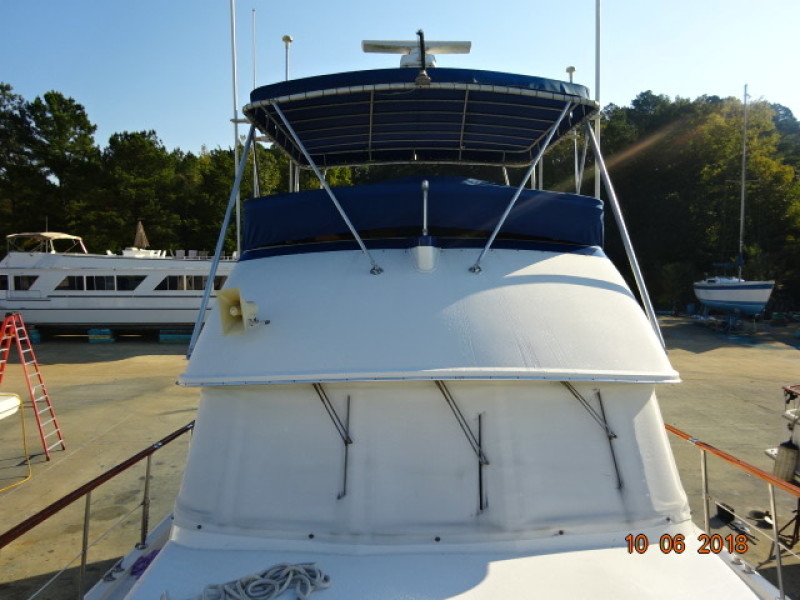 1977 Hatteras 42 LRC