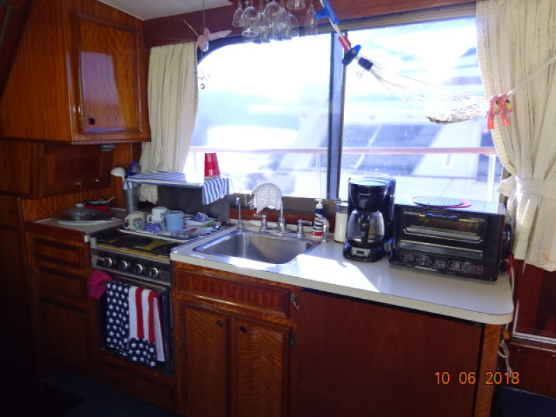 1977 Hatteras 42 LRC