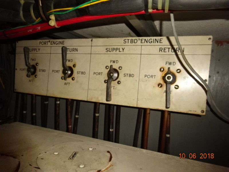 1977 Hatteras 42 LRC