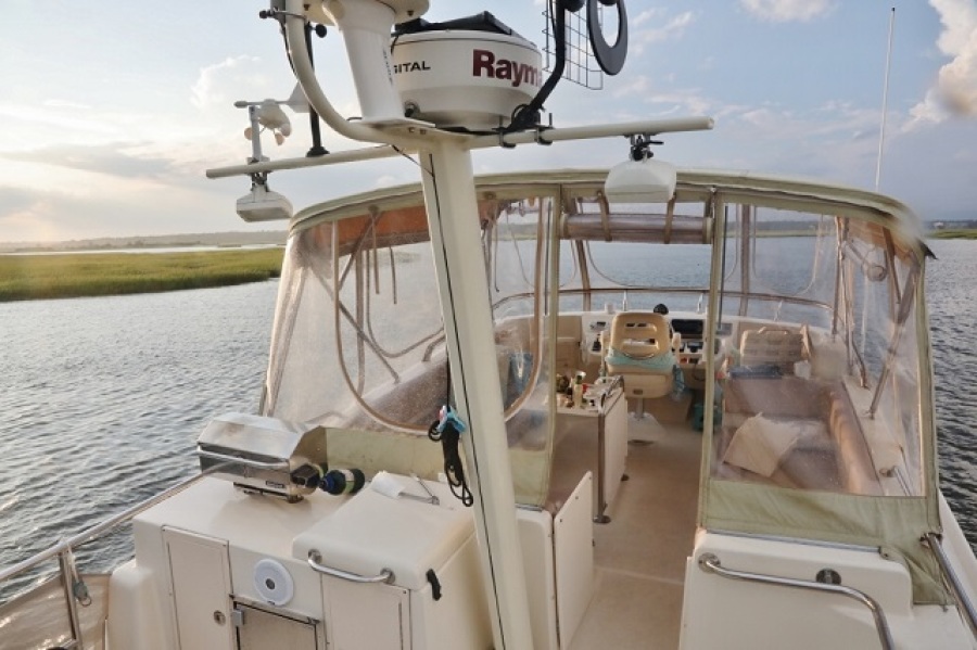 2009 Mainship Expedition