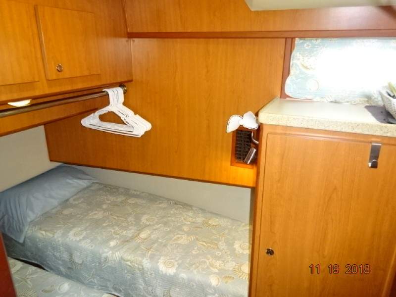 2009 Mainship Expedition
