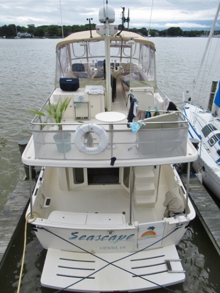 2009 Mainship Expedition