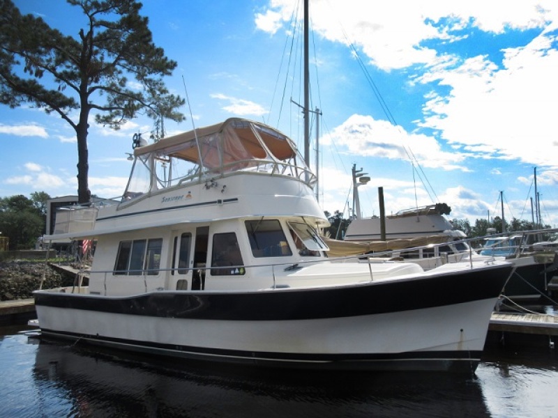 2009 Mainship Expedition