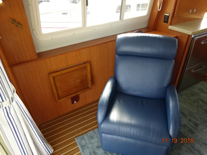 2009 Mainship Expedition