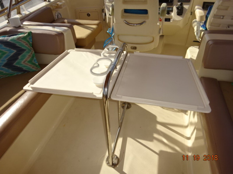 2009 Mainship Expedition