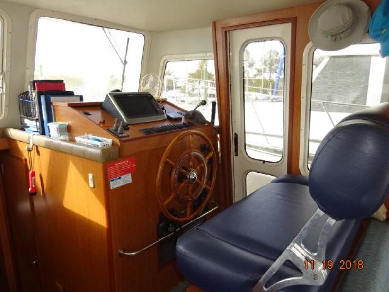 2009 Mainship Expedition