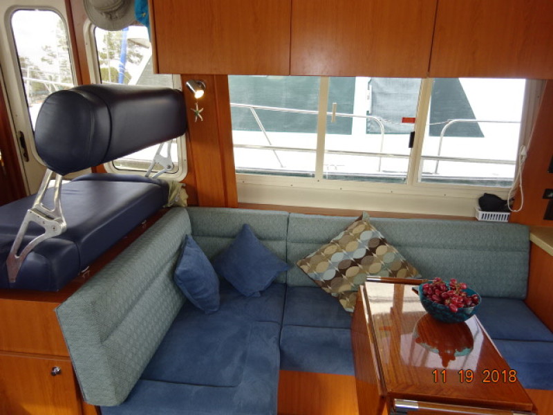 2009 Mainship Expedition
