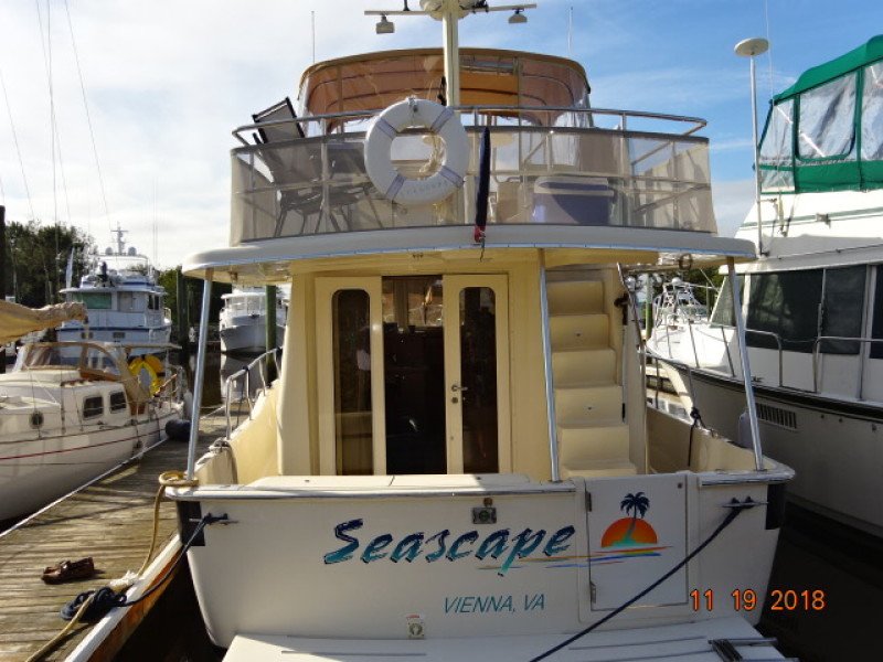 2009 Mainship Expedition