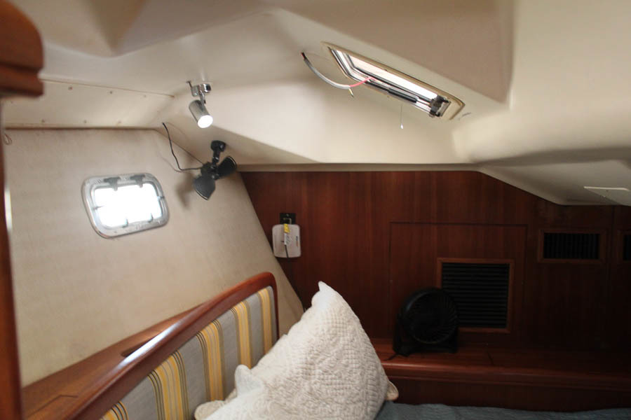 2003 Hunter 426 DS