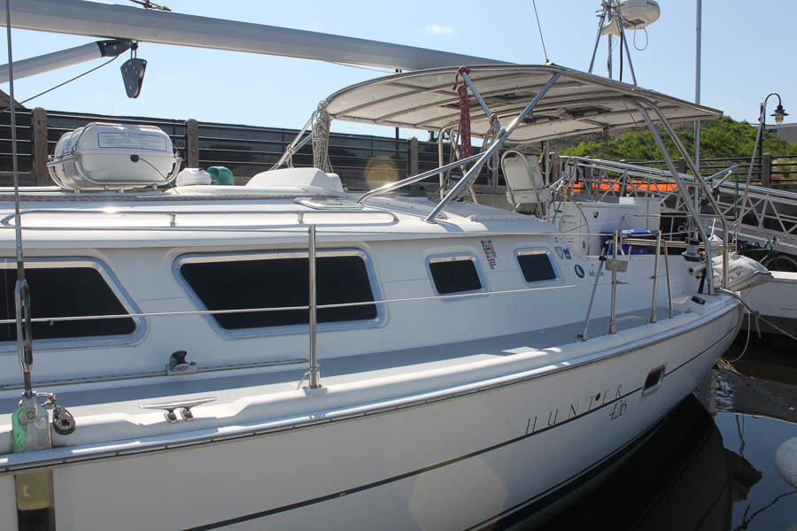 2003 Hunter 426 DS