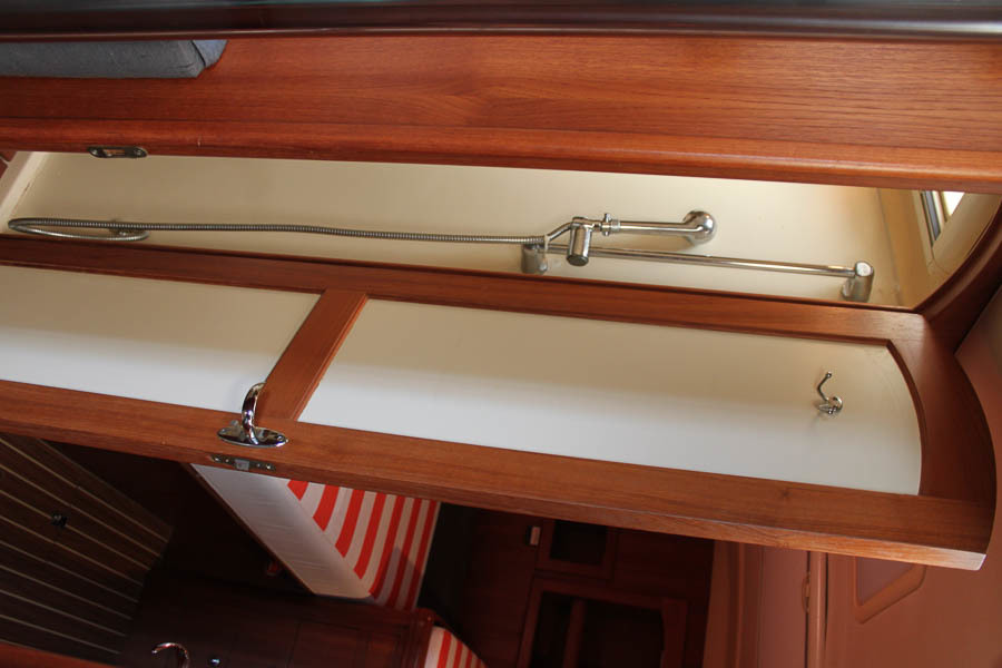 2003 Hunter 426 DS