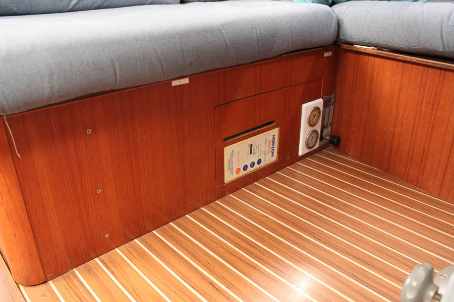 2003 Hunter 426 DS
